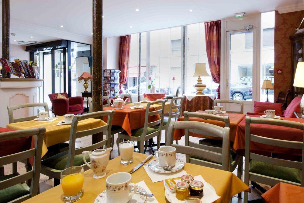 Courcelles Mederic Paris Exterior foto